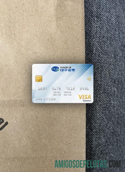 Coreia do Sul Daegu Bank Visa Electron Cartão Photolook Front exemplo real